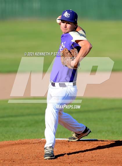 Thumbnail 3 in Central Lafourche @ Ascension Catholic photogallery.