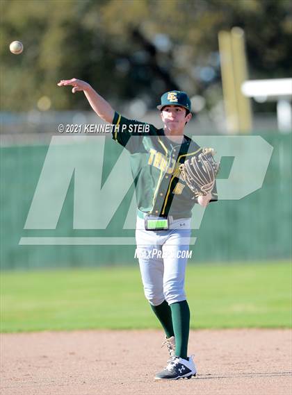 Thumbnail 3 in Central Lafourche @ Ascension Catholic photogallery.