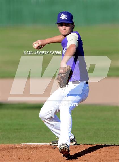 Thumbnail 2 in Central Lafourche @ Ascension Catholic photogallery.