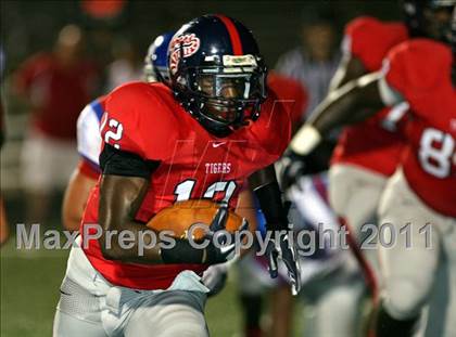 Thumbnail 3 in Memphis University @ South Panola photogallery.