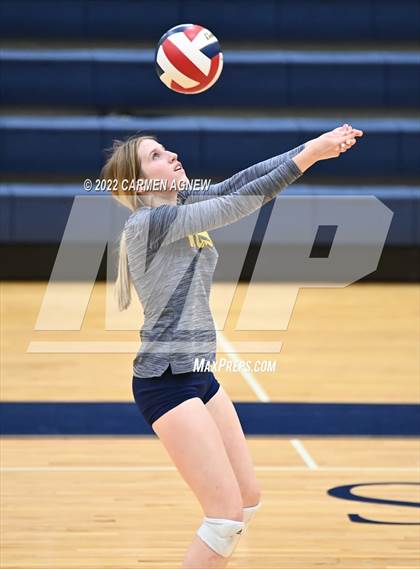Thumbnail 3 in Cypress Ranch vs Langham Creek photogallery.