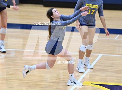 Thumbnail 2 in Cypress Ranch vs Langham Creek photogallery.