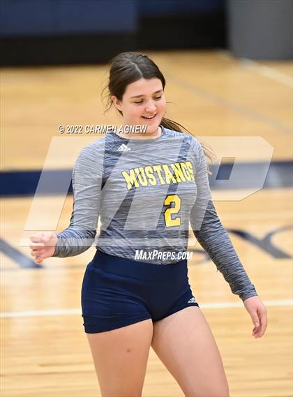 Thumbnail 2 in Cypress Ranch vs Langham Creek photogallery.