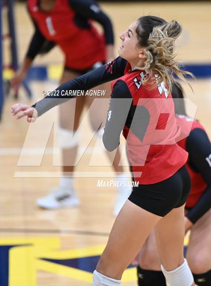 Thumbnail 1 in Cypress Ranch vs Langham Creek photogallery.