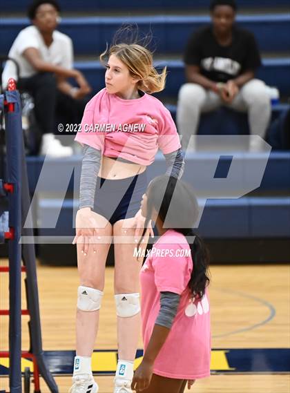 Thumbnail 2 in Cypress Ranch vs Langham Creek photogallery.