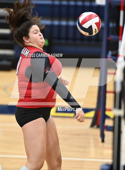 Thumbnail 1 in Cypress Ranch vs Langham Creek photogallery.