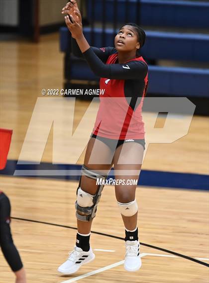 Thumbnail 1 in Cypress Ranch vs Langham Creek photogallery.