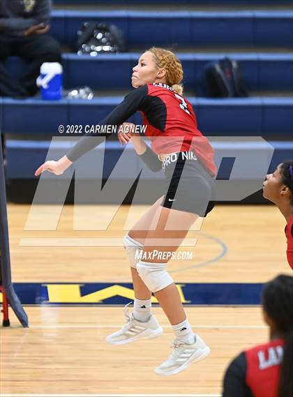 Thumbnail 1 in Cypress Ranch vs Langham Creek photogallery.