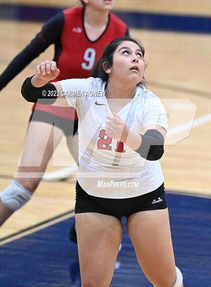 Thumbnail 1 in Cypress Ranch vs Langham Creek photogallery.