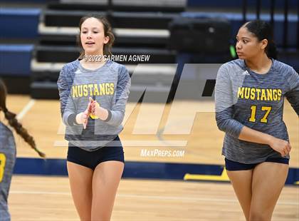 Thumbnail 2 in Cypress Ranch vs Langham Creek photogallery.