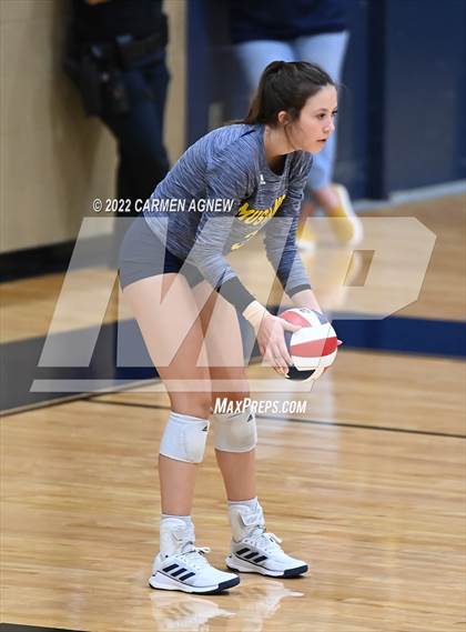 Thumbnail 1 in Cypress Ranch vs Langham Creek photogallery.