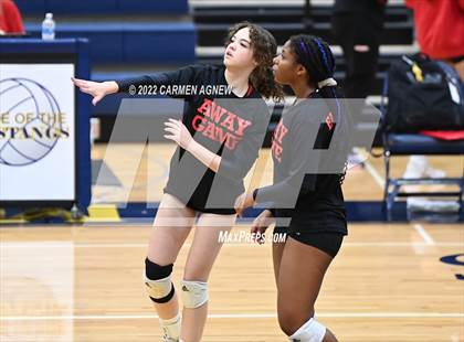 Thumbnail 2 in Cypress Ranch vs Langham Creek photogallery.