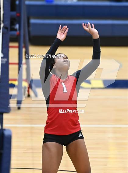 Thumbnail 1 in Cypress Ranch vs Langham Creek photogallery.