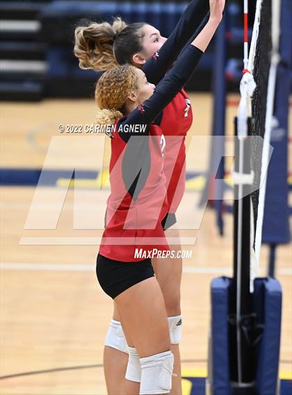 Thumbnail 1 in Cypress Ranch vs Langham Creek photogallery.