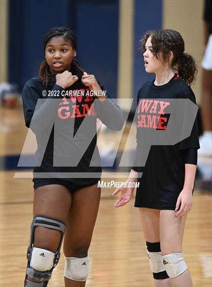 Thumbnail 2 in Cypress Ranch vs Langham Creek photogallery.