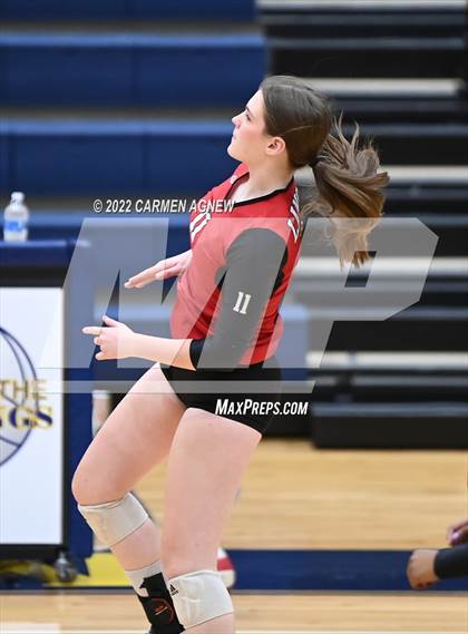 Thumbnail 3 in Cypress Ranch vs Langham Creek photogallery.