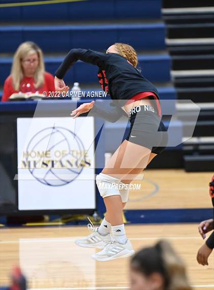 Thumbnail 2 in Cypress Ranch vs Langham Creek photogallery.
