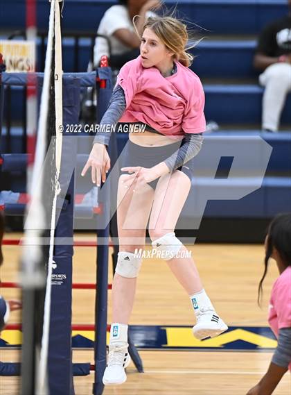 Thumbnail 2 in Cypress Ranch vs Langham Creek photogallery.
