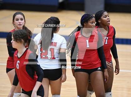 Thumbnail 3 in Cypress Ranch vs Langham Creek photogallery.