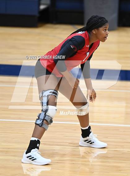 Thumbnail 3 in Cypress Ranch vs Langham Creek photogallery.
