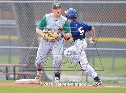 Thumbnail 3 in Grace King vs St Martins Episcopal photogallery.