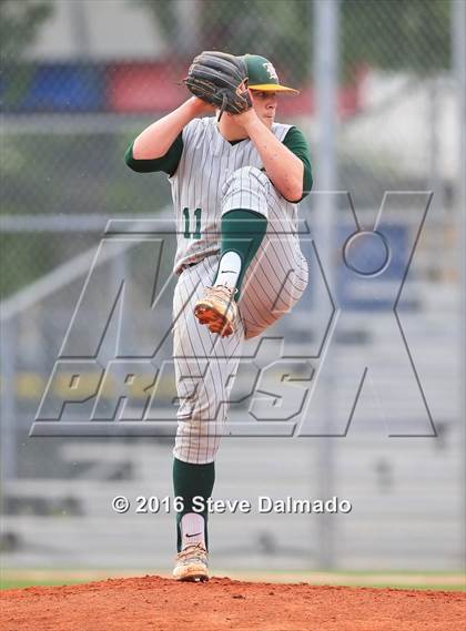Thumbnail 3 in Grace King vs St Martins Episcopal photogallery.
