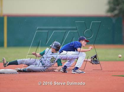 Thumbnail 1 in Grace King vs St Martins Episcopal photogallery.