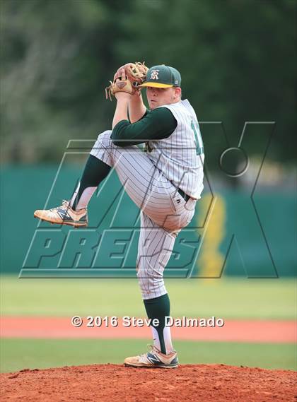 Thumbnail 1 in Grace King vs St Martins Episcopal photogallery.