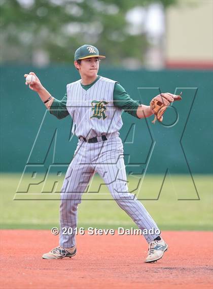 Thumbnail 1 in Grace King vs St Martins Episcopal photogallery.
