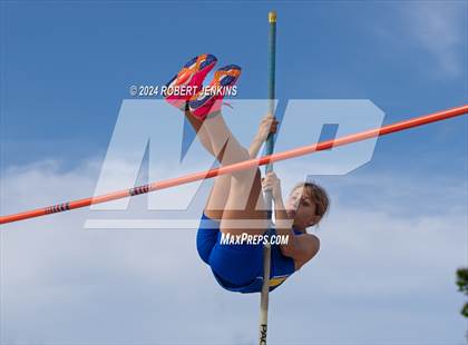 Thumbnail 3 in OIA Finals photogallery.