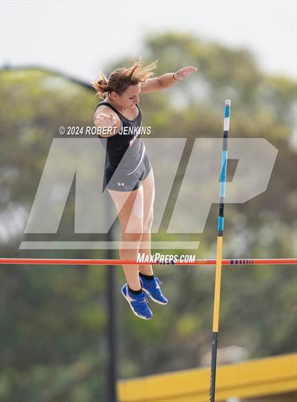 Thumbnail 3 in OIA Finals photogallery.