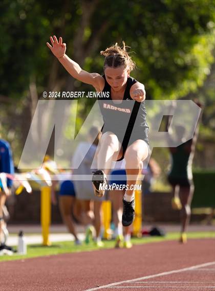 Thumbnail 2 in OIA Finals photogallery.