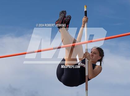 Thumbnail 2 in OIA Finals photogallery.