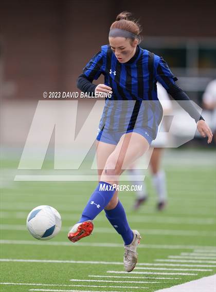 Thumbnail 2 in Byron Nelson vs. Marcus (UIL 6A Regional Semifinal) photogallery.