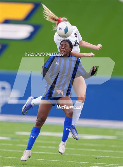 Thumbnail 3 in Byron Nelson vs. Marcus (UIL 6A Regional Semifinal) photogallery.
