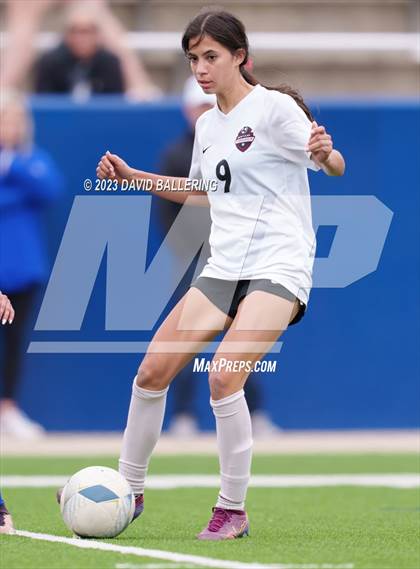 Thumbnail 2 in Byron Nelson vs. Marcus (UIL 6A Regional Semifinal) photogallery.