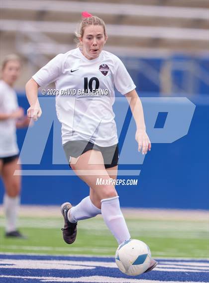 Thumbnail 1 in Byron Nelson vs. Marcus (UIL 6A Regional Semifinal) photogallery.