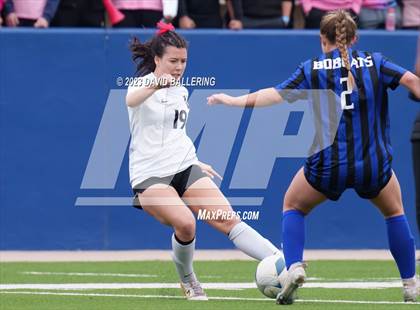 Thumbnail 2 in Byron Nelson vs. Marcus (UIL 6A Regional Semifinal) photogallery.