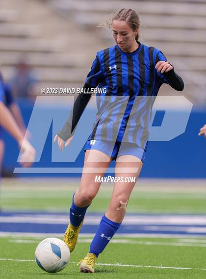 Thumbnail 3 in Byron Nelson vs. Marcus (UIL 6A Regional Semifinal) photogallery.