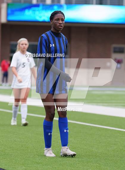 Thumbnail 3 in Byron Nelson vs. Marcus (UIL 6A Regional Semifinal) photogallery.
