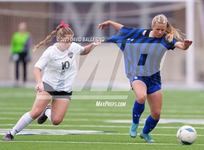 Thumbnail 2 in Byron Nelson vs. Marcus (UIL 6A Regional Semifinal) photogallery.