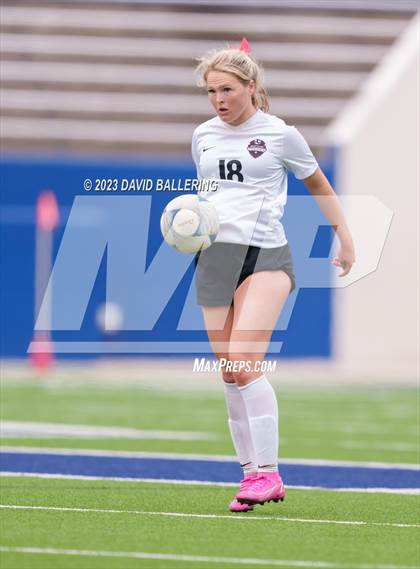 Thumbnail 2 in Byron Nelson vs. Marcus (UIL 6A Regional Semifinal) photogallery.