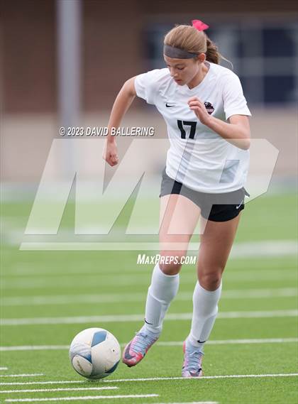 Thumbnail 1 in Byron Nelson vs. Marcus (UIL 6A Regional Semifinal) photogallery.
