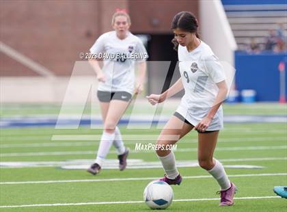 Thumbnail 2 in Byron Nelson vs. Marcus (UIL 6A Regional Semifinal) photogallery.