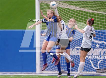Thumbnail 2 in Byron Nelson vs. Marcus (UIL 6A Regional Semifinal) photogallery.