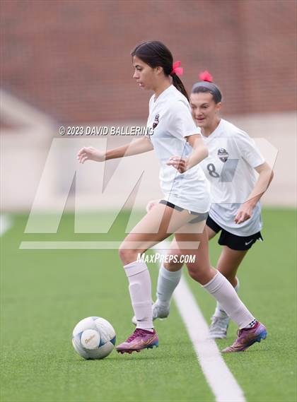 Thumbnail 2 in Byron Nelson vs. Marcus (UIL 6A Regional Semifinal) photogallery.