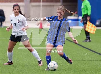 Thumbnail 3 in Byron Nelson vs. Marcus (UIL 6A Regional Semifinal) photogallery.