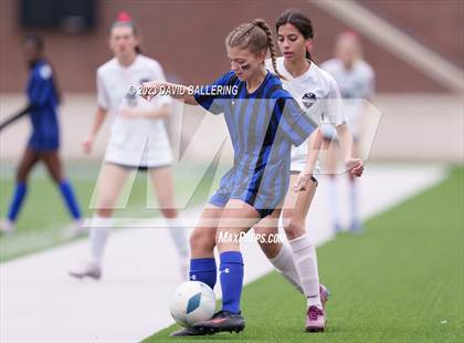 Thumbnail 1 in Byron Nelson vs. Marcus (UIL 6A Regional Semifinal) photogallery.