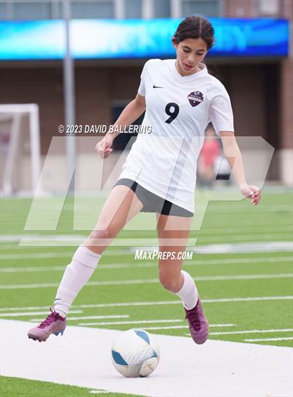Thumbnail 3 in Byron Nelson vs. Marcus (UIL 6A Regional Semifinal) photogallery.