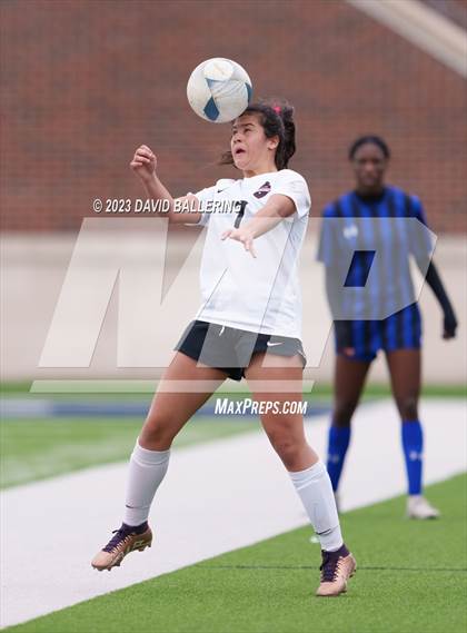 Thumbnail 3 in Byron Nelson vs. Marcus (UIL 6A Regional Semifinal) photogallery.